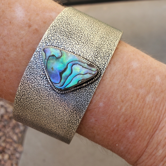 New Abalone Shell Adjustable 925 Silver Cuff Statement Bracelet. - Picture 7 of 13